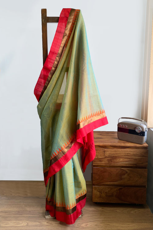 Gadwal sari (silk)