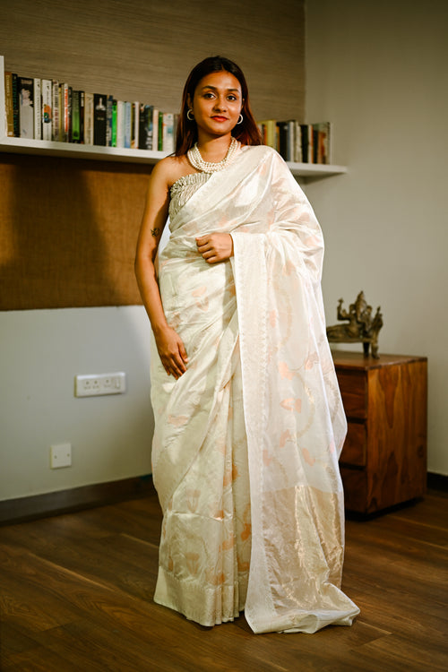 Off-white Silk handwoven silk sari