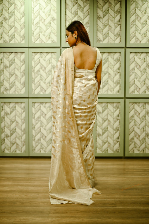 Beige domino silk sari