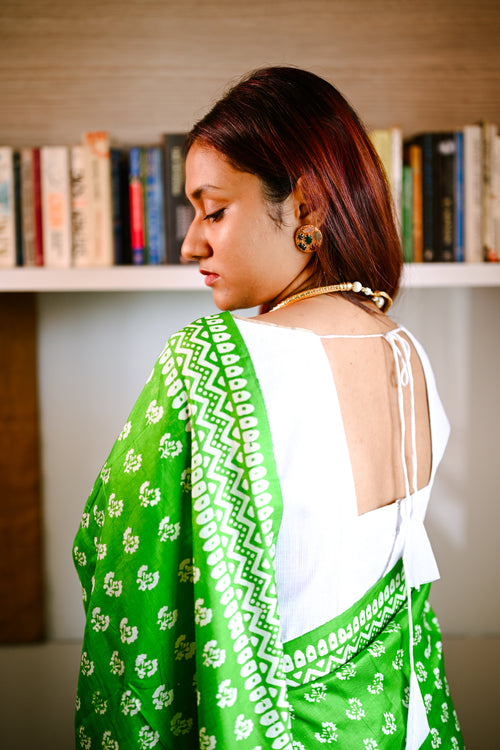 Traditional Dark Green Silk Handwoven Printed Sari 